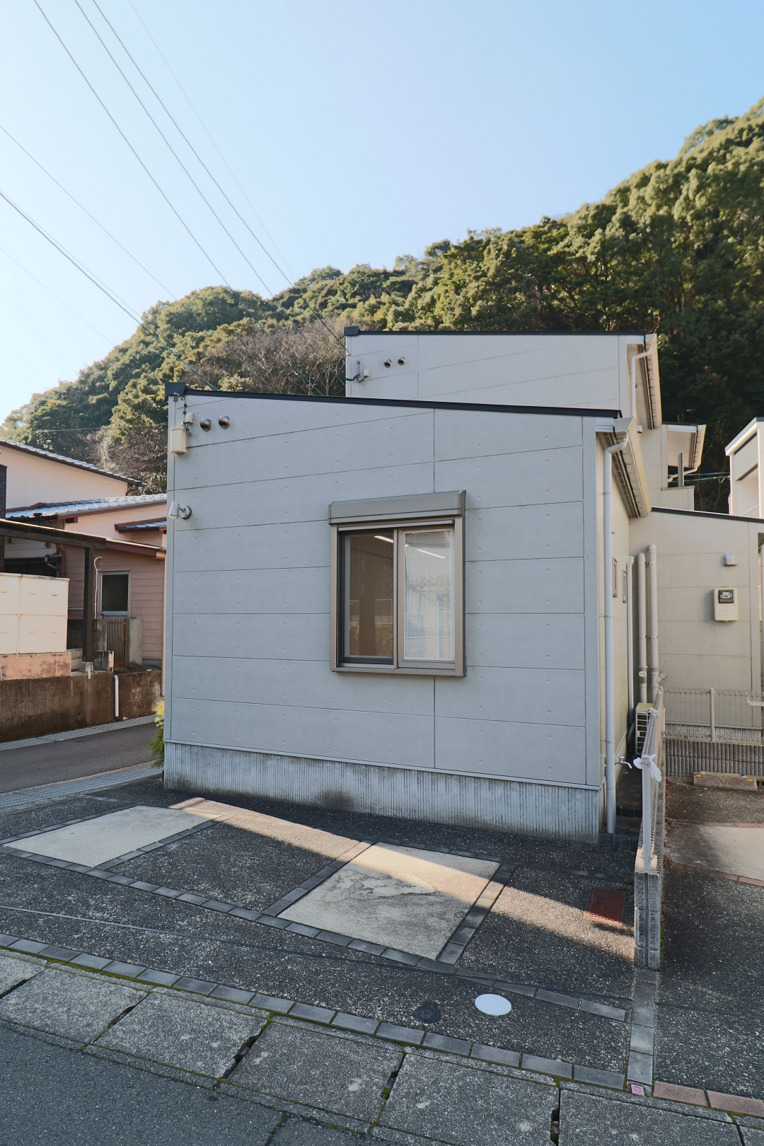 長崎市内でマイホームをお探しの方へ、三川町に建つ株式会社SEIBUおすすめの中古住宅はいかがですか。