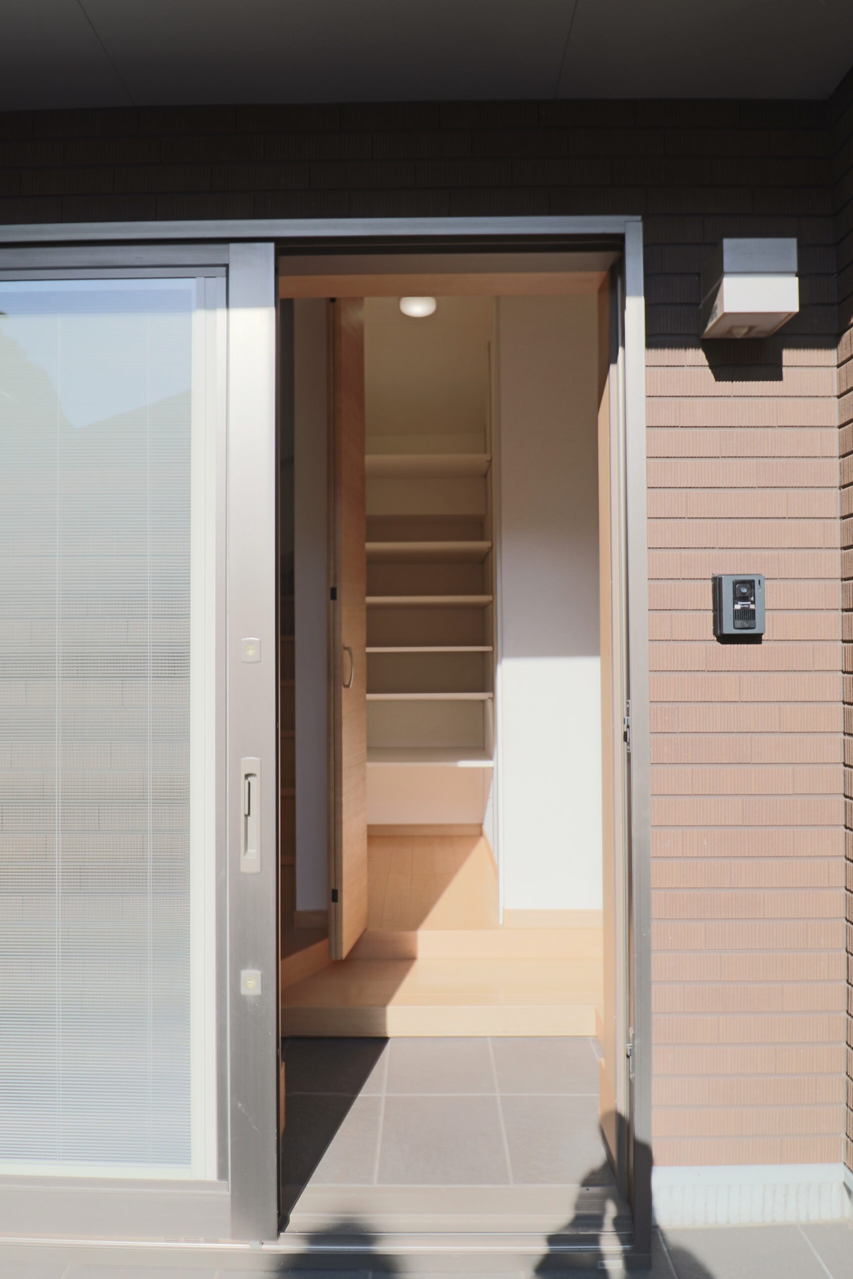 長崎市内でマイホームをお探しの方へ、三川町に建つ株式会社SEIBUおすすめの中古住宅はいかがですか。