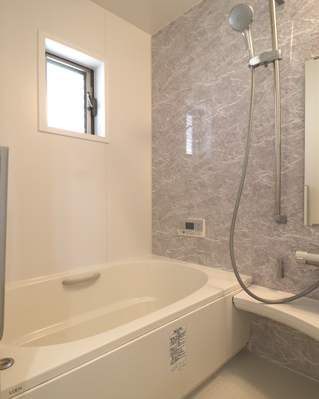 長崎市内でマイホームをお探しの方へ、三川町に建つ株式会社SEIBUおすすめの中古住宅はいかがですか。